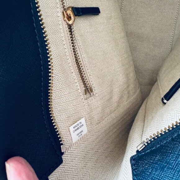 NWOT Tory Burch Emerson Medium Saffiano Leather Tote Navy Laptop Bag - Picture 8 of 10